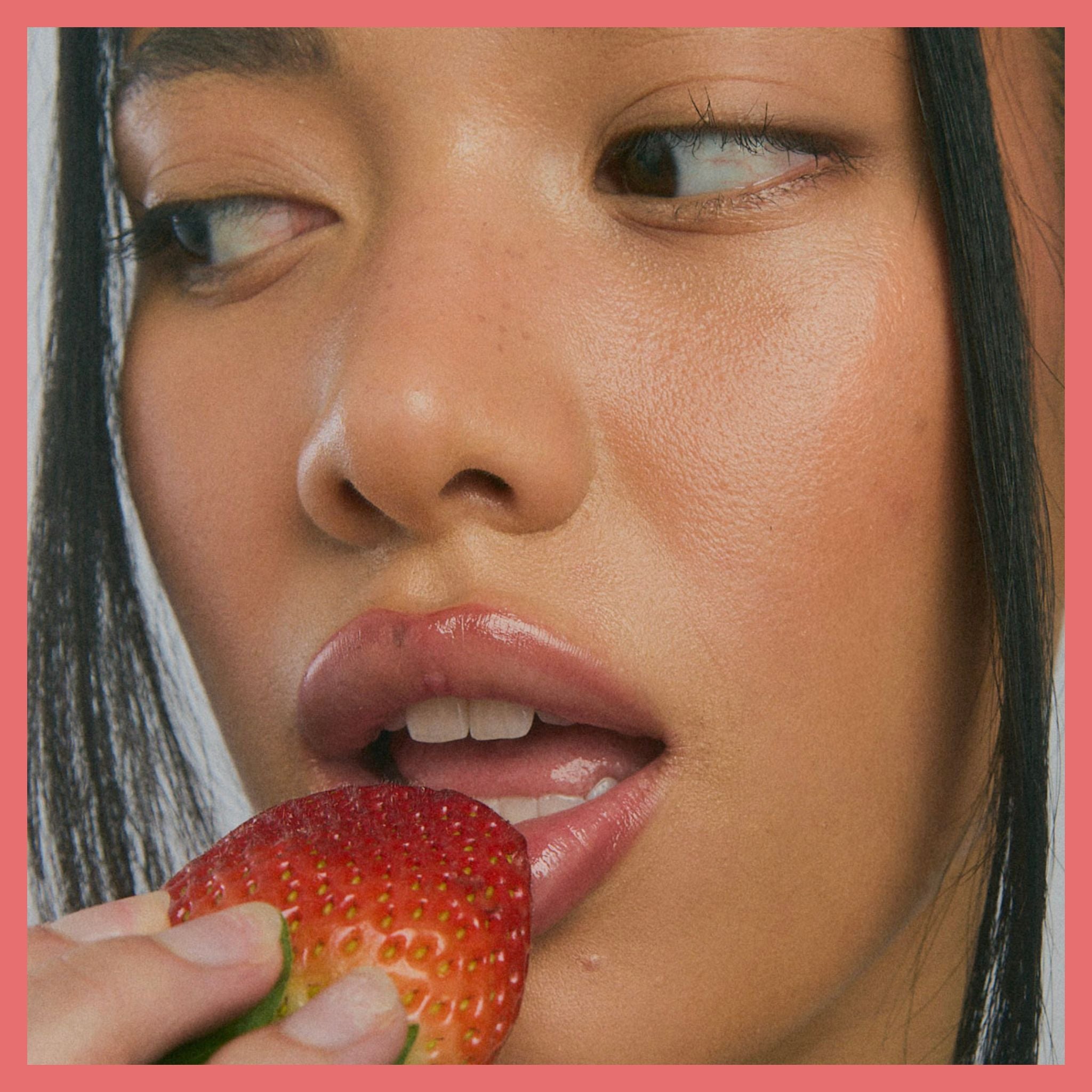 Sculpt+Stain Lip Marker: Long-Lasting Lip Stain Liner. Lightweight. Transfer-Proof. Peel-Free. Instant Colour.