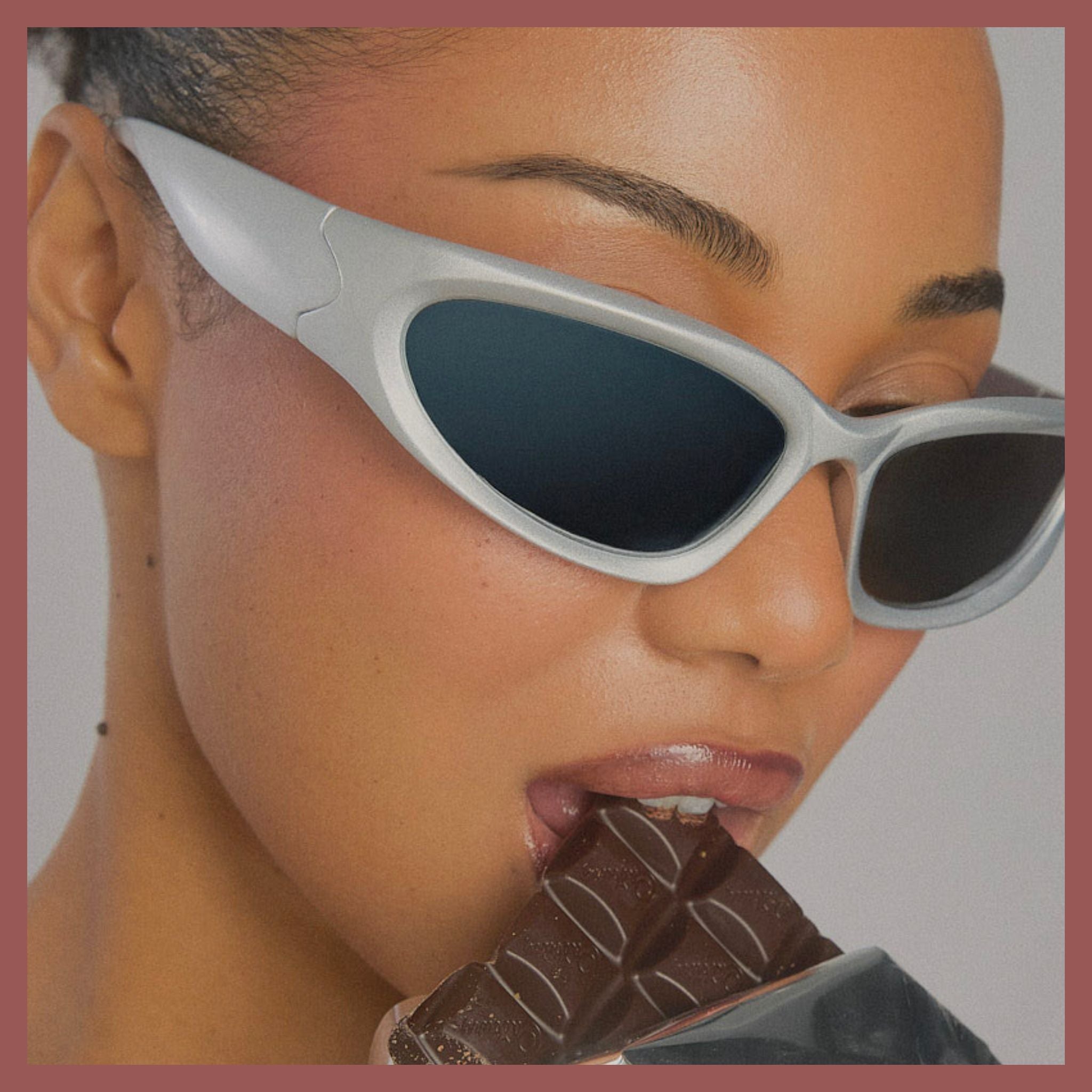 peppr_beauty_bitter_default_46c987bf-491f-4d16-b0af-ee00e562ceff.jpg